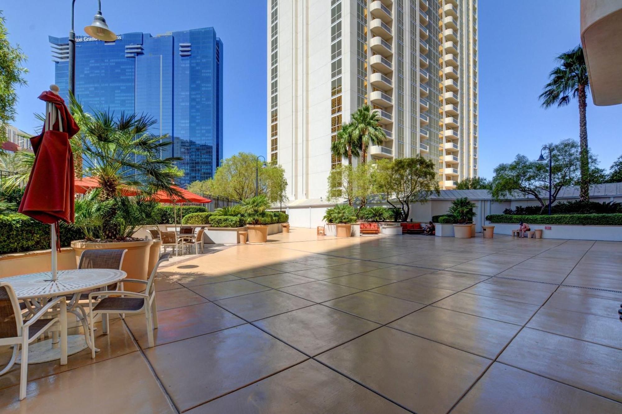 Mgm Signature-22-711 Strip View Jacuzzi Сasa de vacaciones *